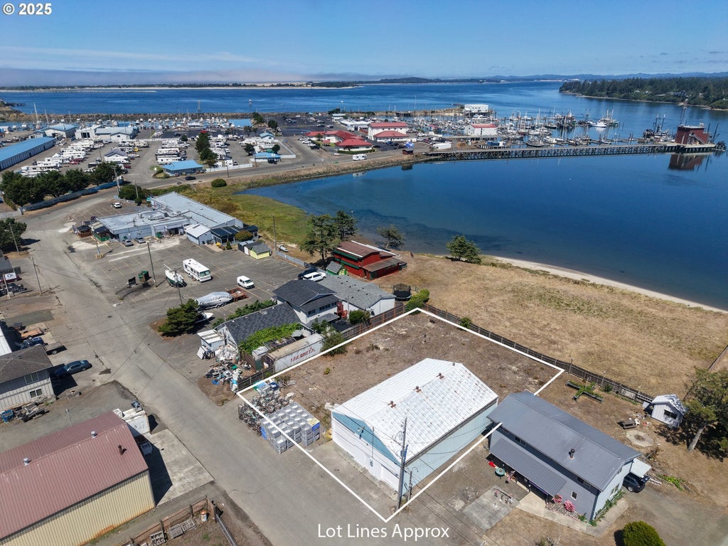 63355 Charleston Rd, Coos Bay