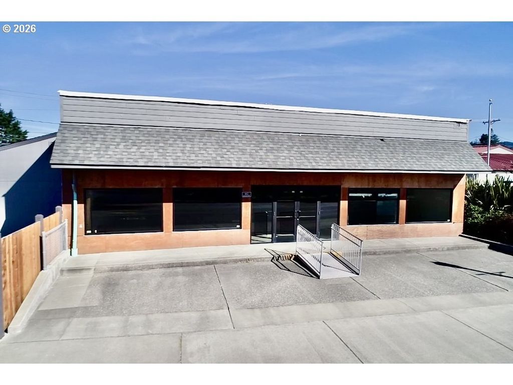 644 Railroad St, Brookings