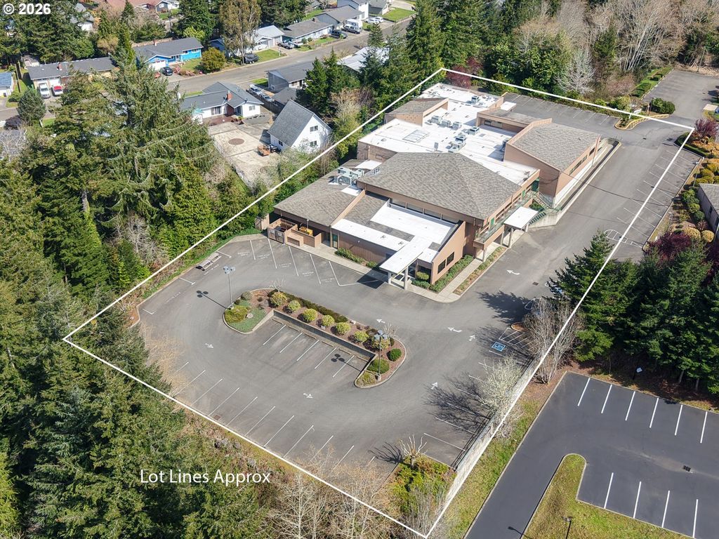 2699 N 17th St, Coos Bay