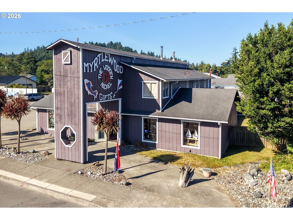1205 Oregon St, Port Orford