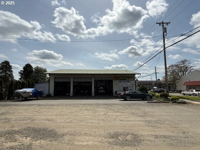 610 S 1st Ave, Hillsboro