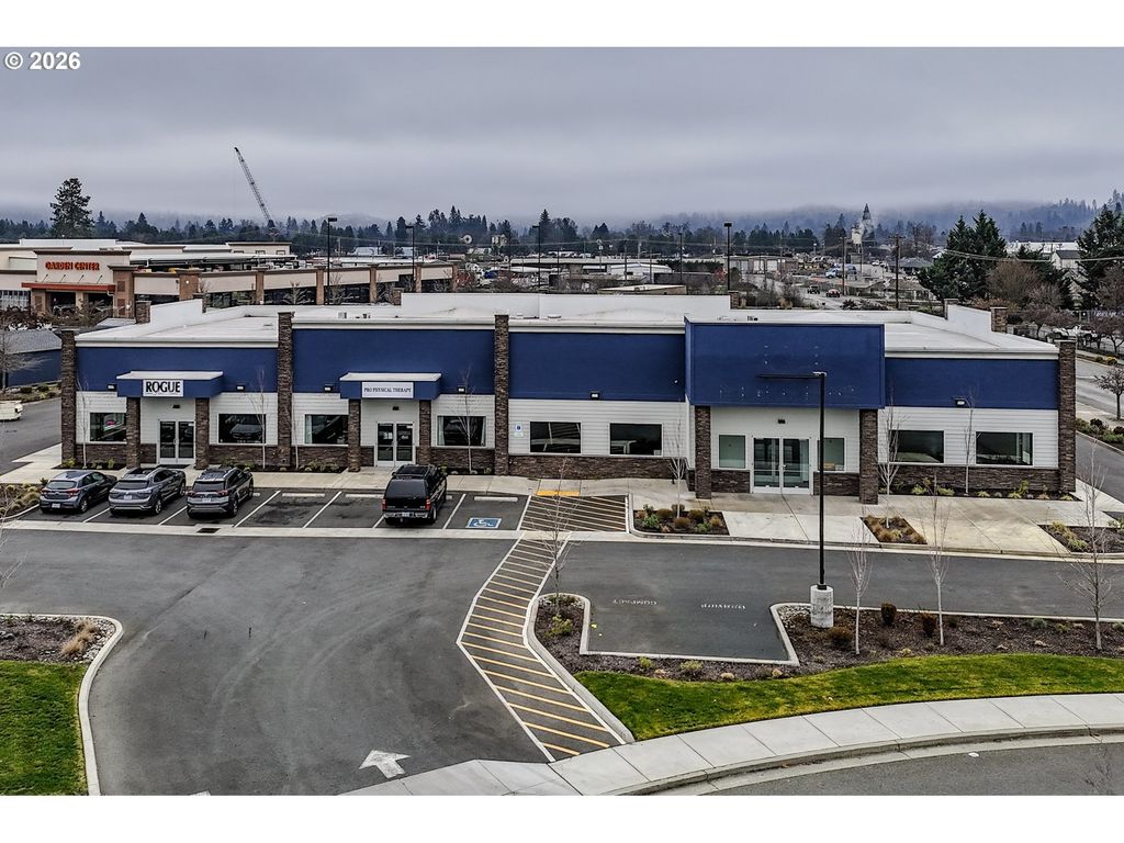135 Ne Mill St, Grants Pass