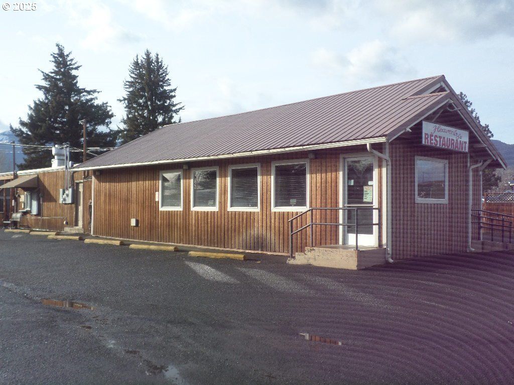 500 W North St, Enterprise