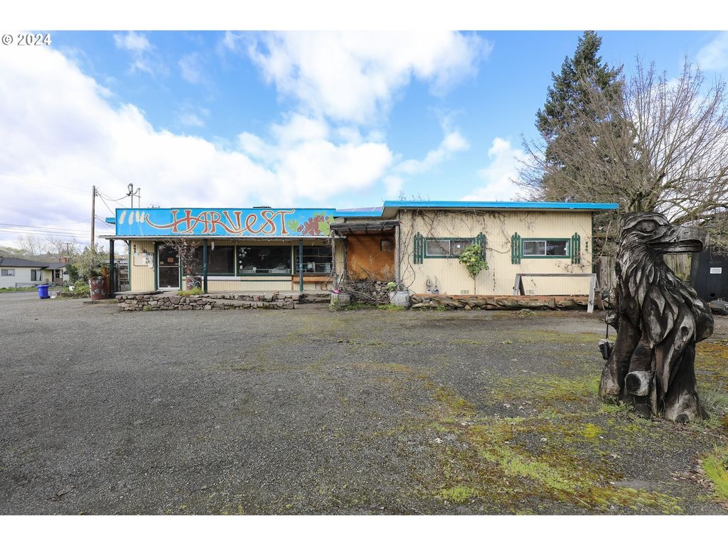501 Nw Douglas Blvd, Winston