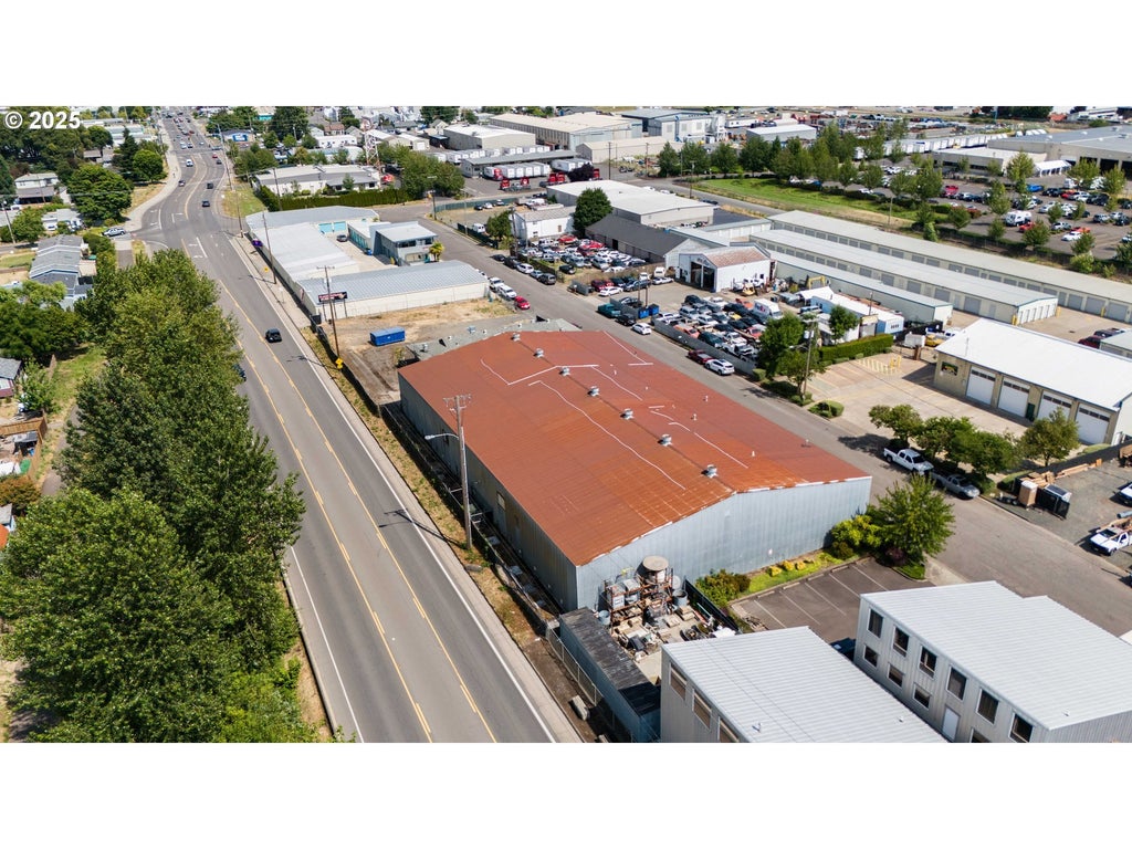 3195 Meadow Ln, Eugene