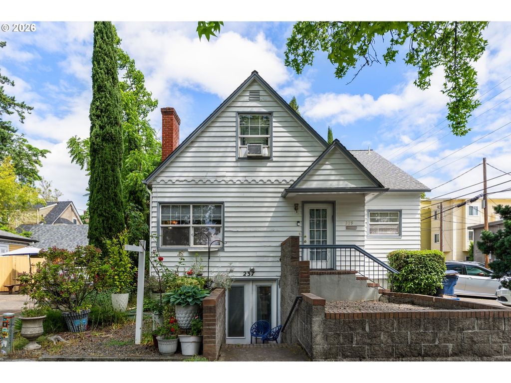 239 E 14th Ave, Eugene