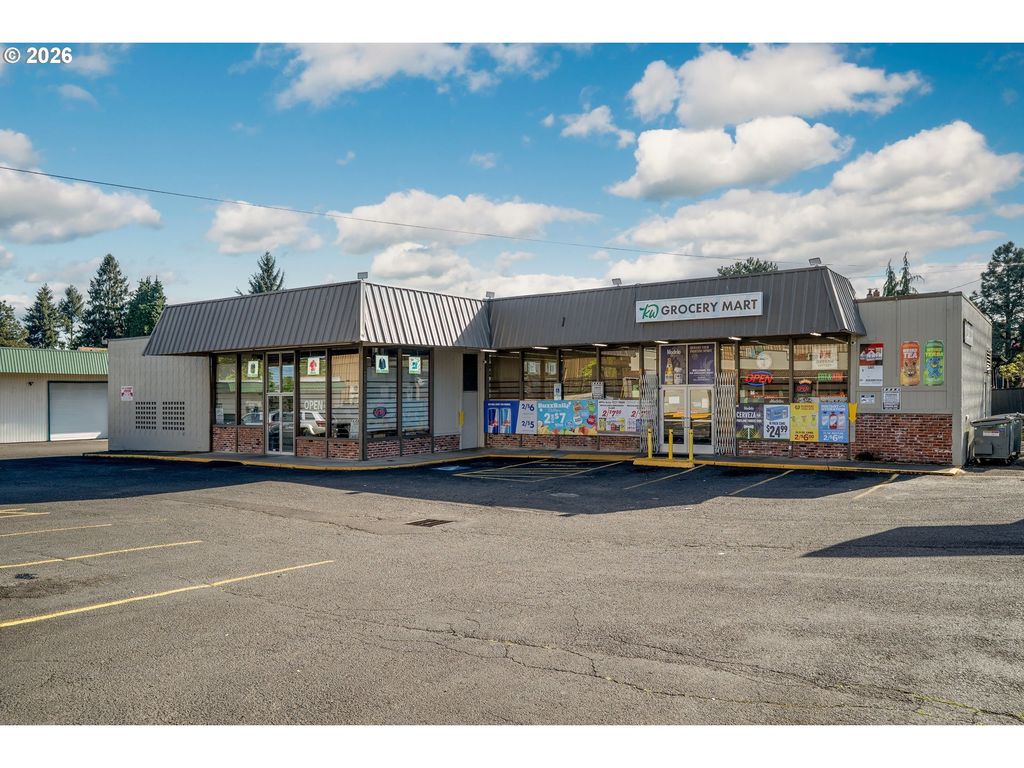 4339 4337 Ne Killingsworth St, Portland