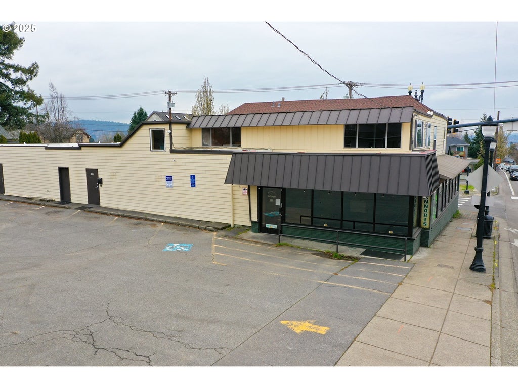 222 Molalla Ave, Oregon City