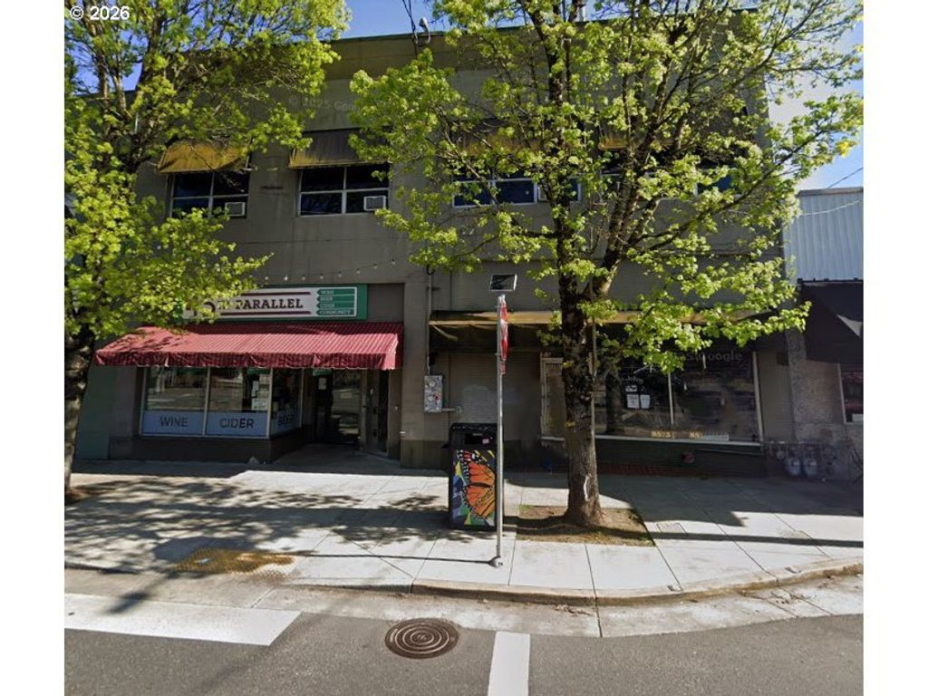 8525 N Lombard St, Portland