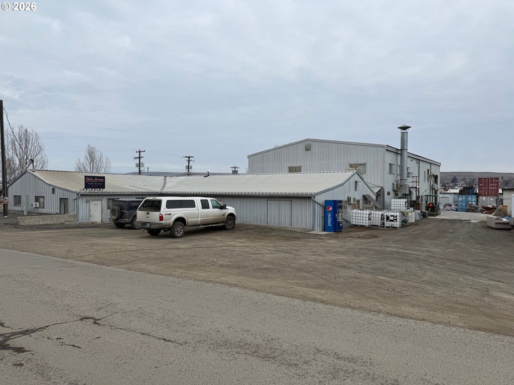 310 Golf Course Rd, Enterprise