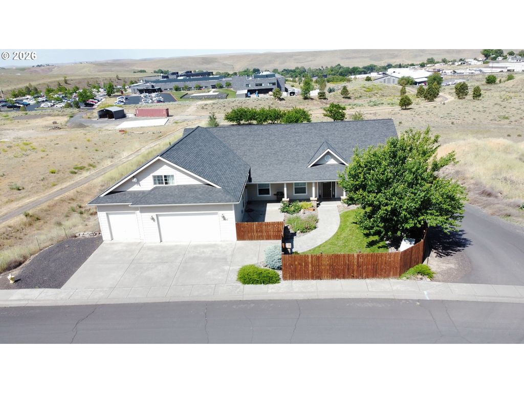 1745 Sw 24th St, Pendleton