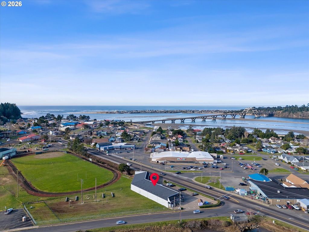 385 Ne Alsea Hwy, Waldport