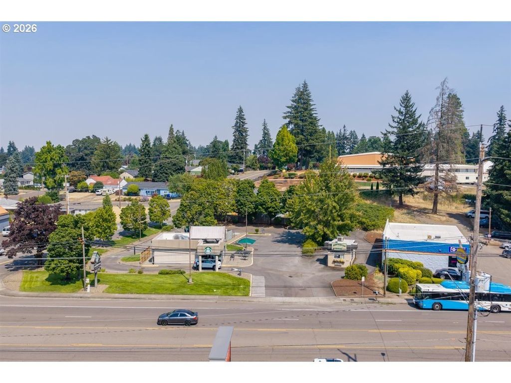 3912 Commercial St Se, Salem