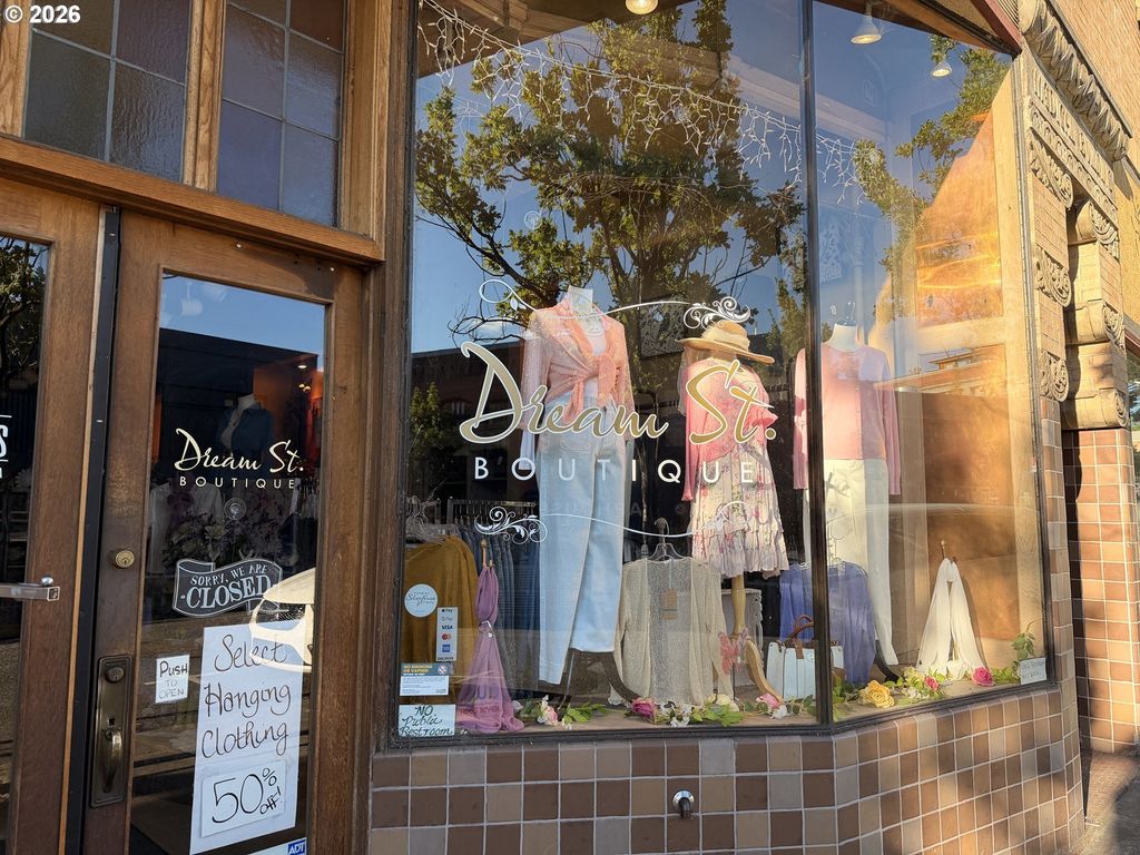 209 Oak St, Hood River
