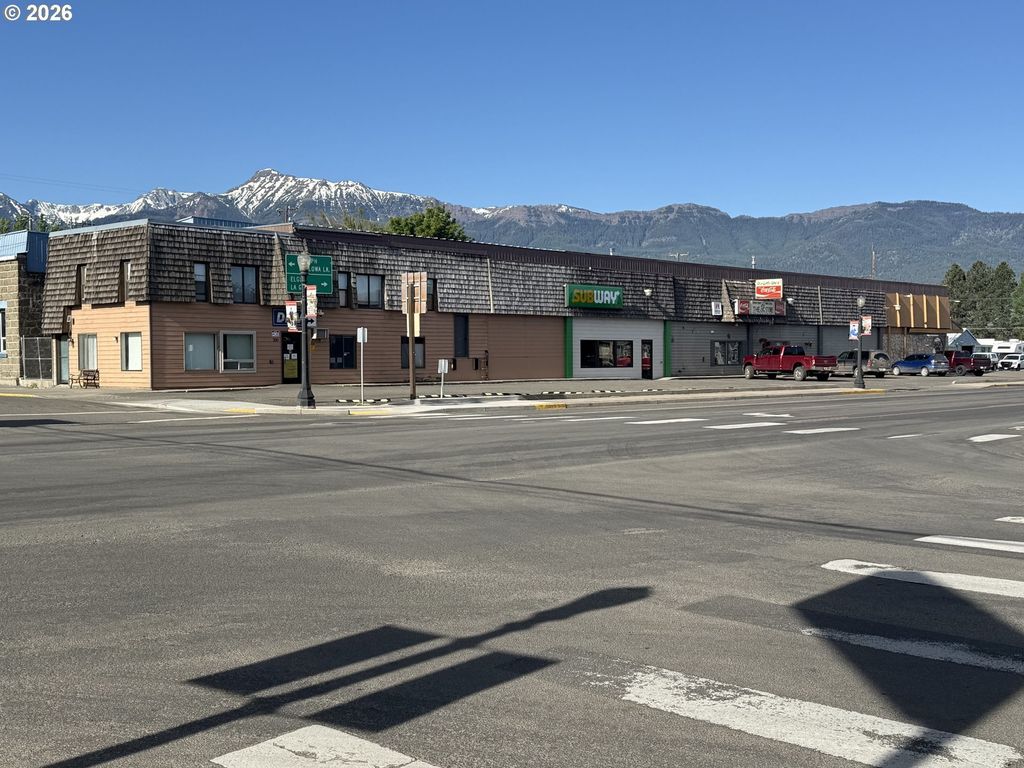 200 W North St, Enterprise