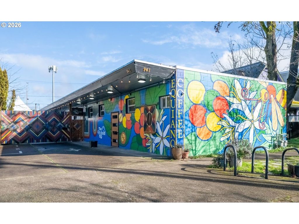 941 W 3rd Ave, Eugene