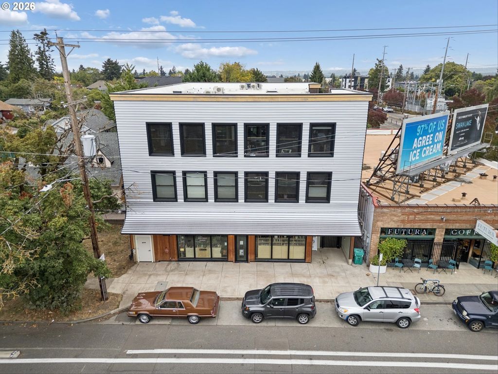1515 N Rosa Parks Way, Portland