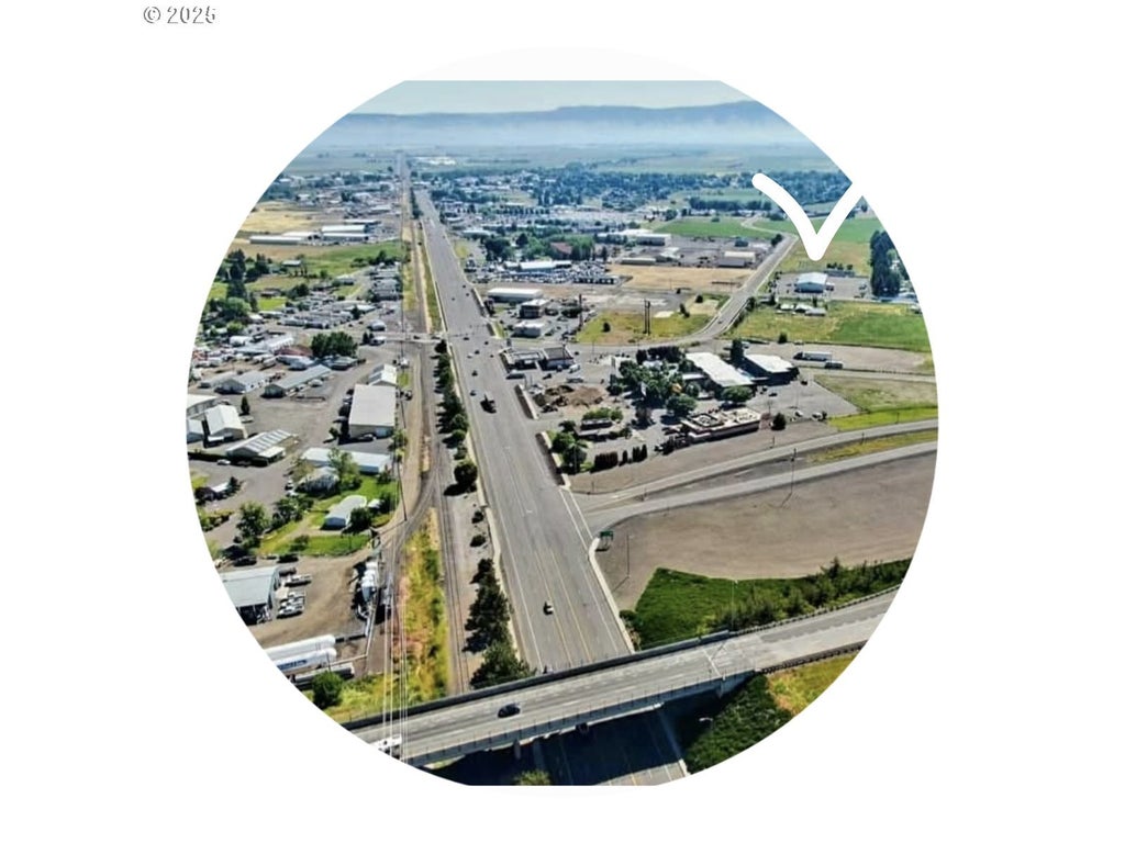 2912 Mulholland, La Grande