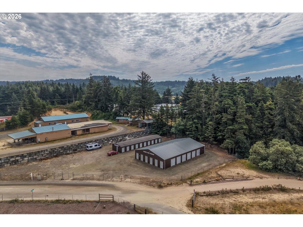 93697 Storage Dr, North Bend