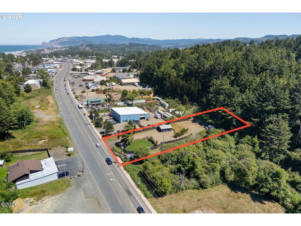 2204 Se Highway 101, Lincoln City