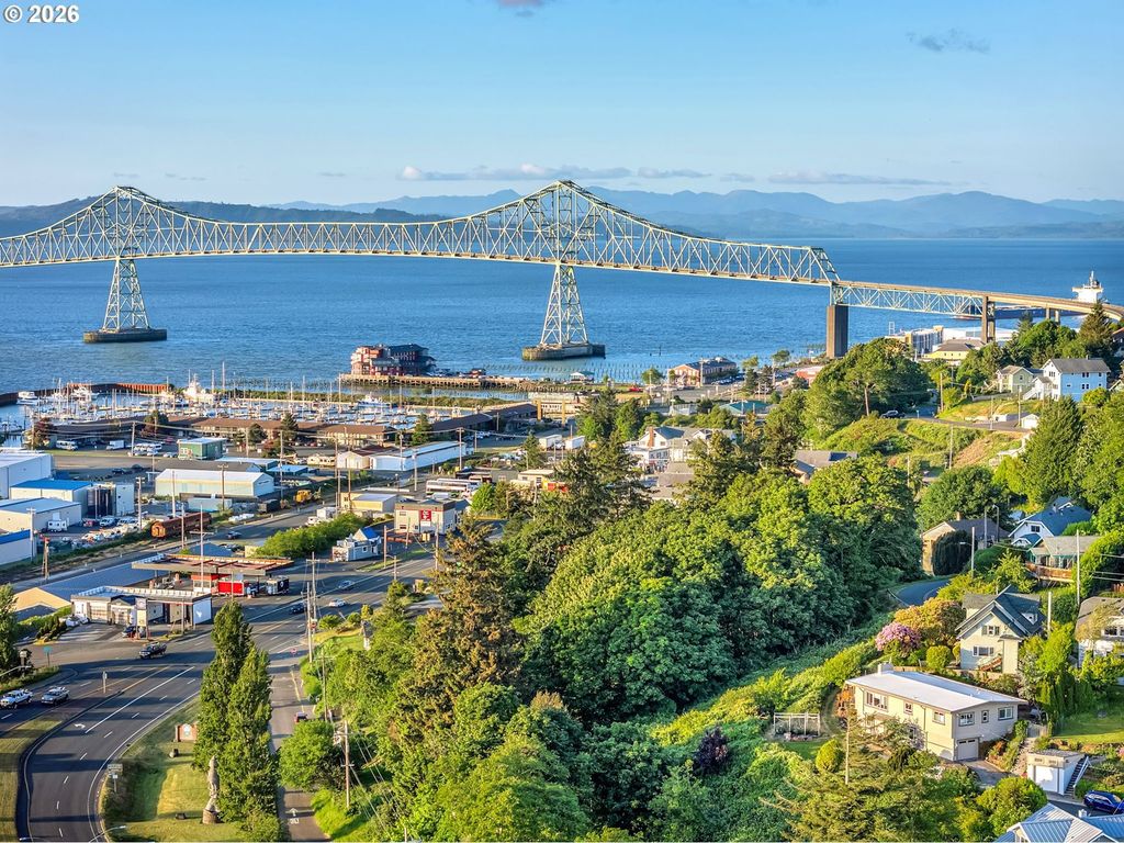 Lot 29504, Astoria