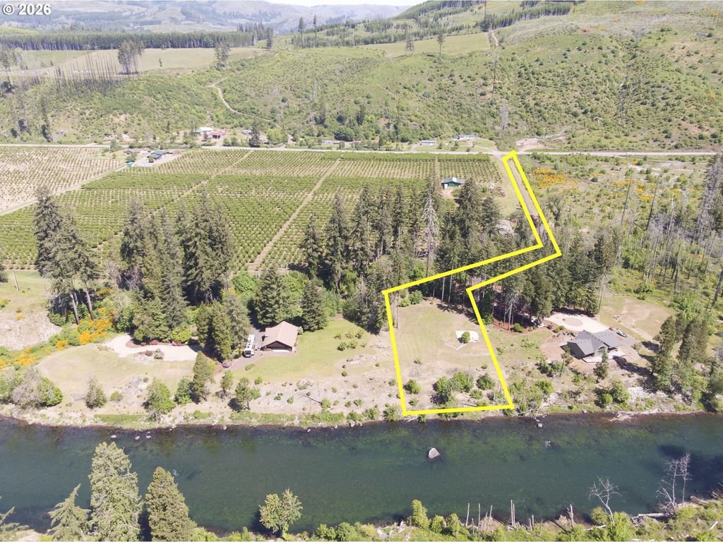 46838 Mckenzie Hwy, Vida