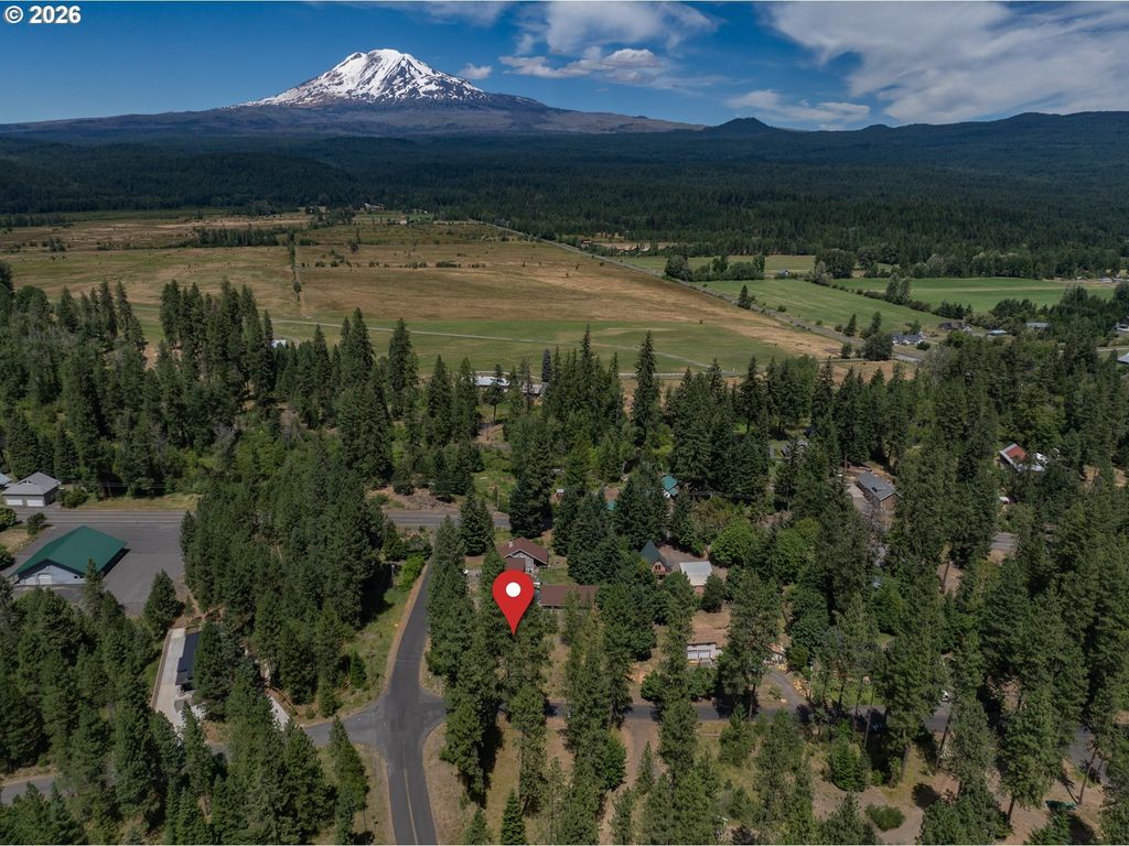 29 Trout Lake Park Rd, Trout Lake