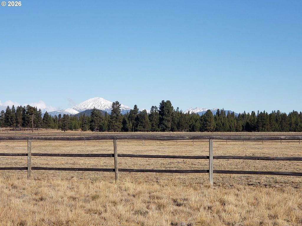 53440 Hafdahl Ln, La Pine
