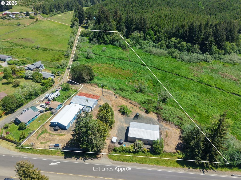 95877 Highway 42, Coos Bay