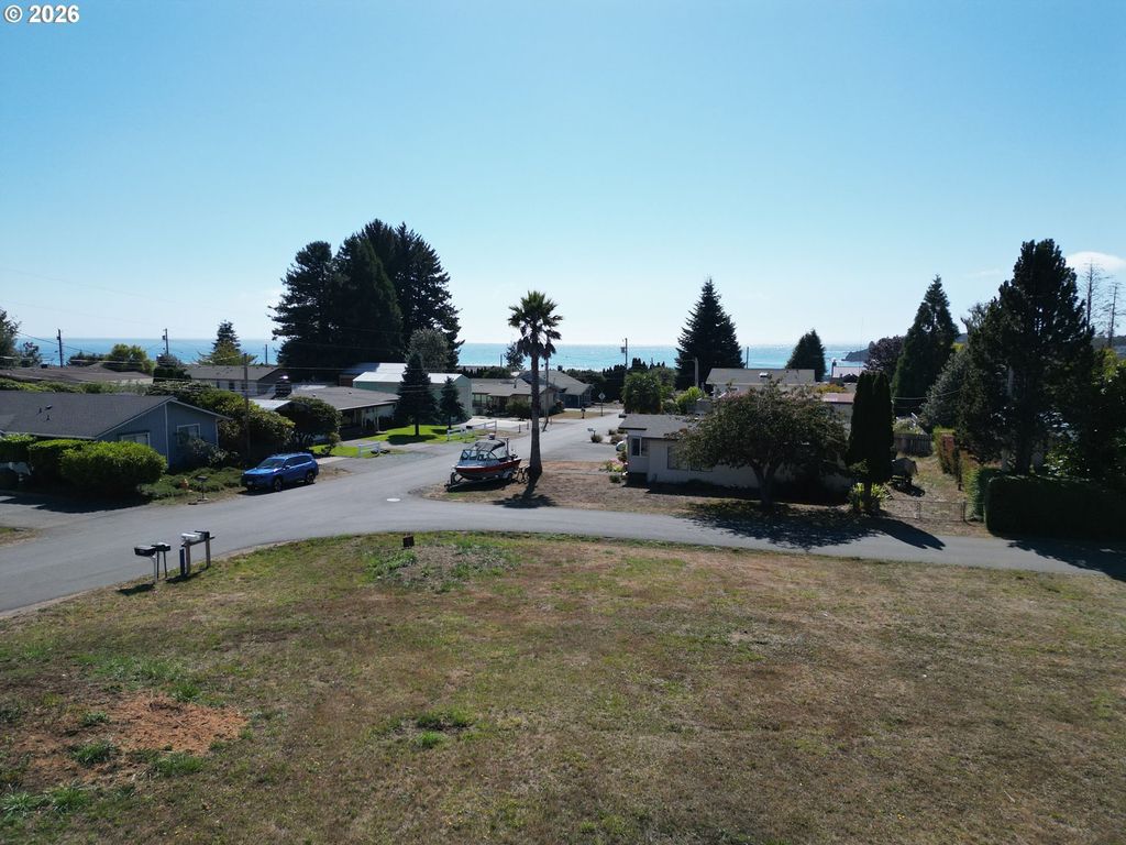 Crestline Loop, Brookings