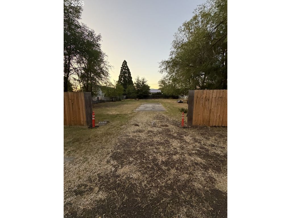 311 W Darland St, Goldendale
