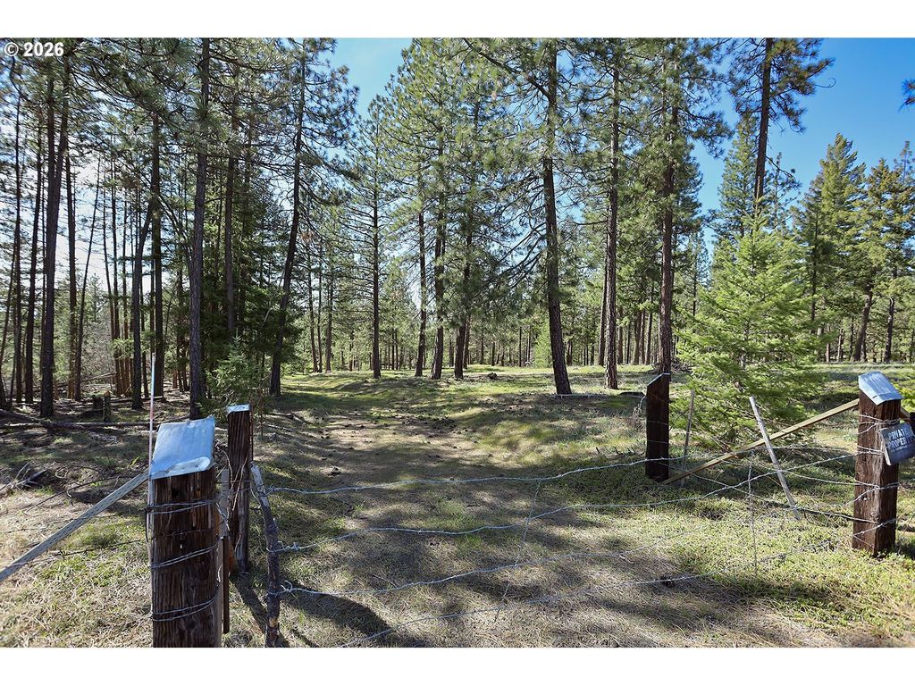 Garrison Rd 1, Goldendale