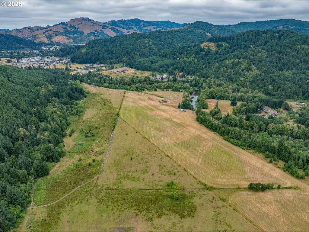 Johnson Mt Rd 600, Powers