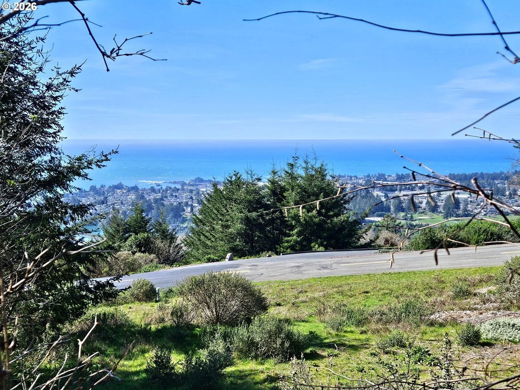98007 Crown Terrace 7, Brookings