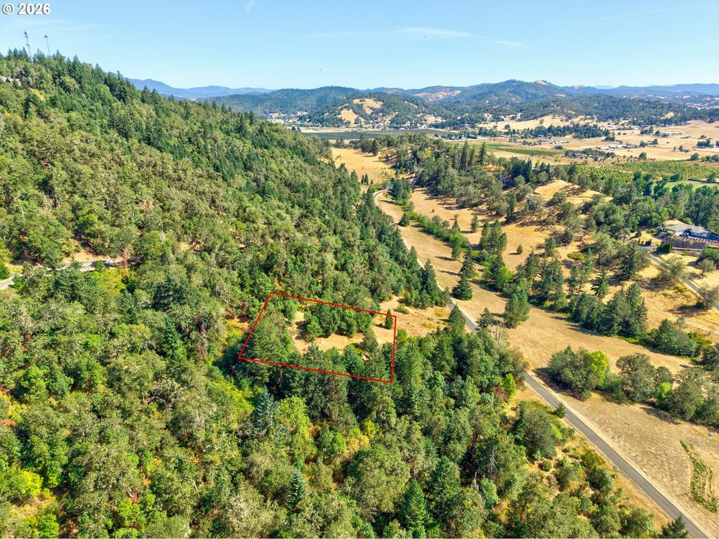 Serene Ln Lot 6, Roseburg