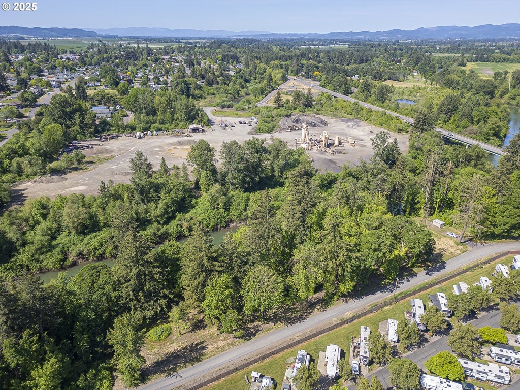 16190 Se Kreder Rd, Dayton