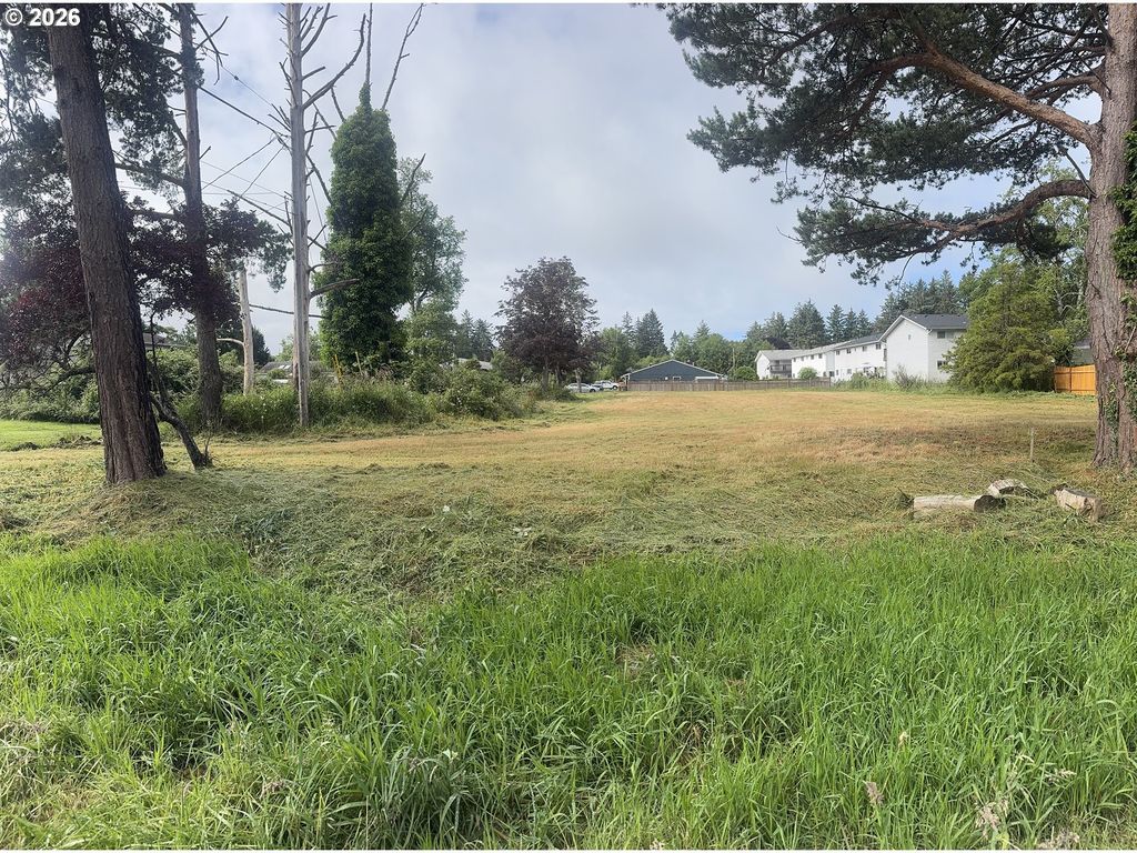 135 Sw 1st St, Warrenton