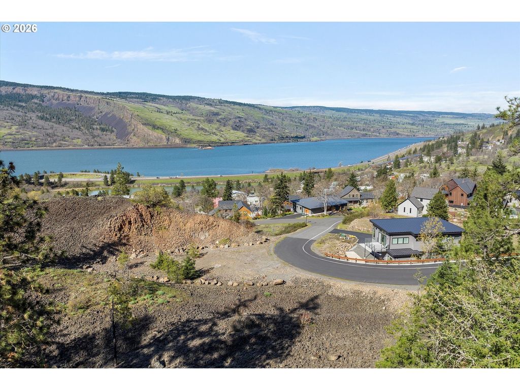 1000 Asher, Mosier