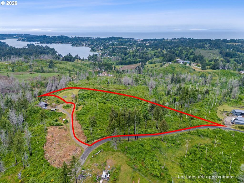 7595 Ne Viewcrest Ct, Otis