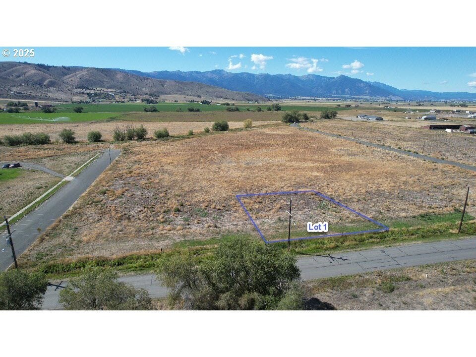 17th St 1, Baker City