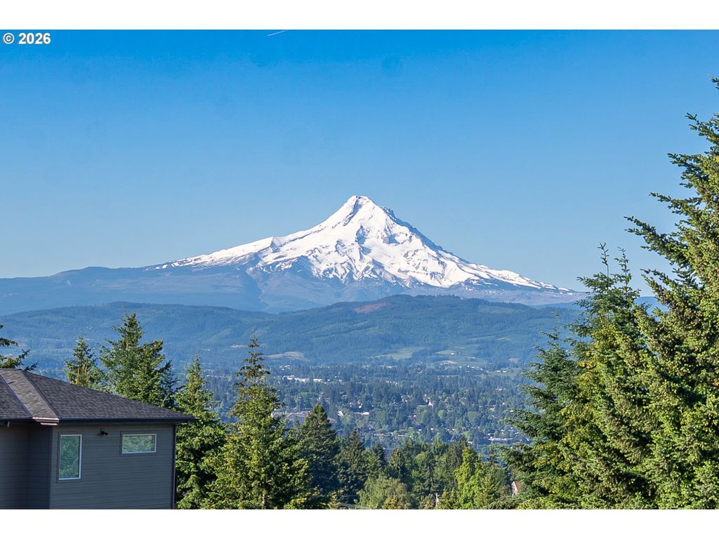 Catalina Ln, White Salmon