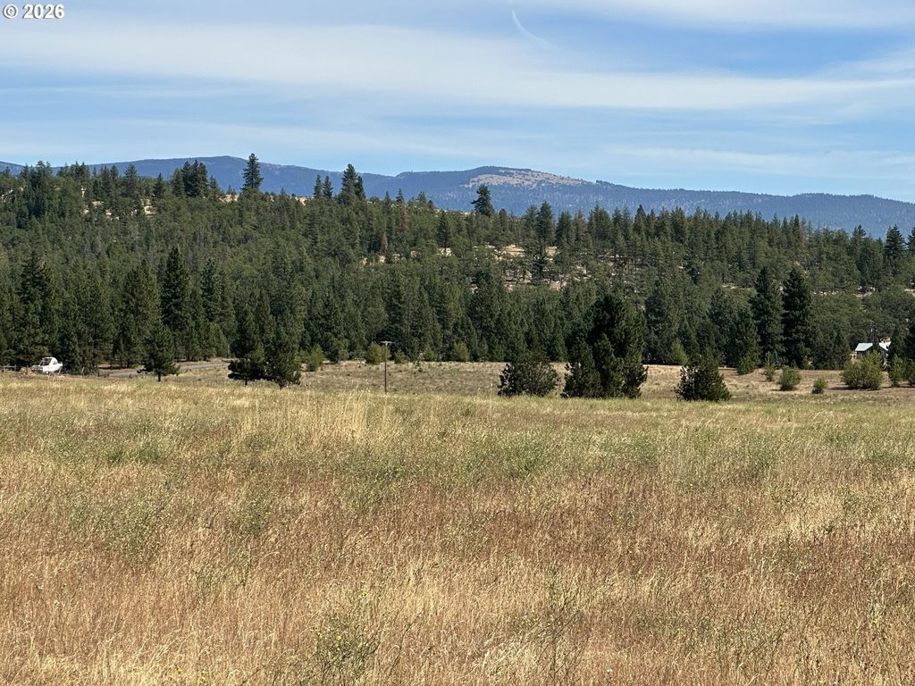 Bronco Way, Goldendale