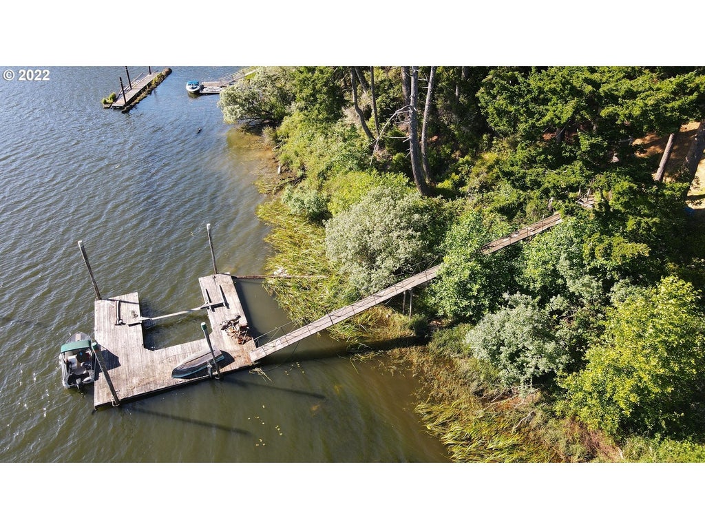 4372 S Tenmile Lake, Lakeside