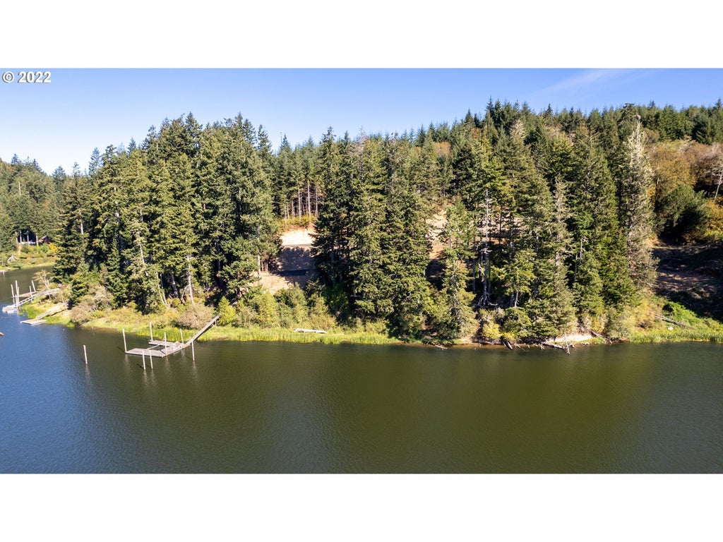 4372 S Tenmile Lake, Lakeside OR Lakeside Lots/Land Homes For Sale