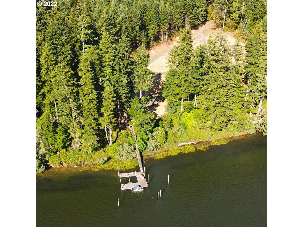 4372 S Tenmile Lake, Lakeside OR Lakeside Lots/Land Homes For Sale