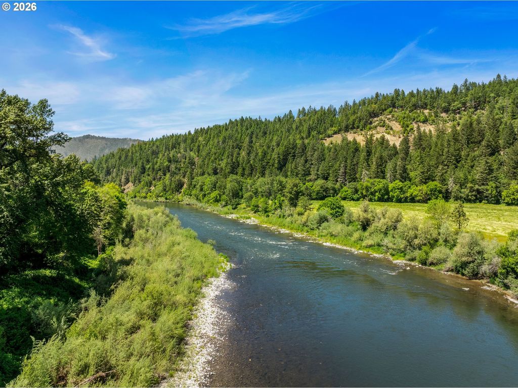 Riverbanks Rd, Grants Pass