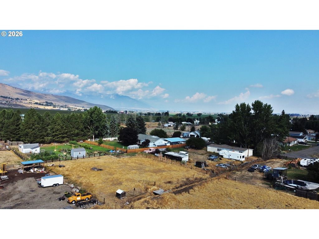Auburn 4100, Baker City