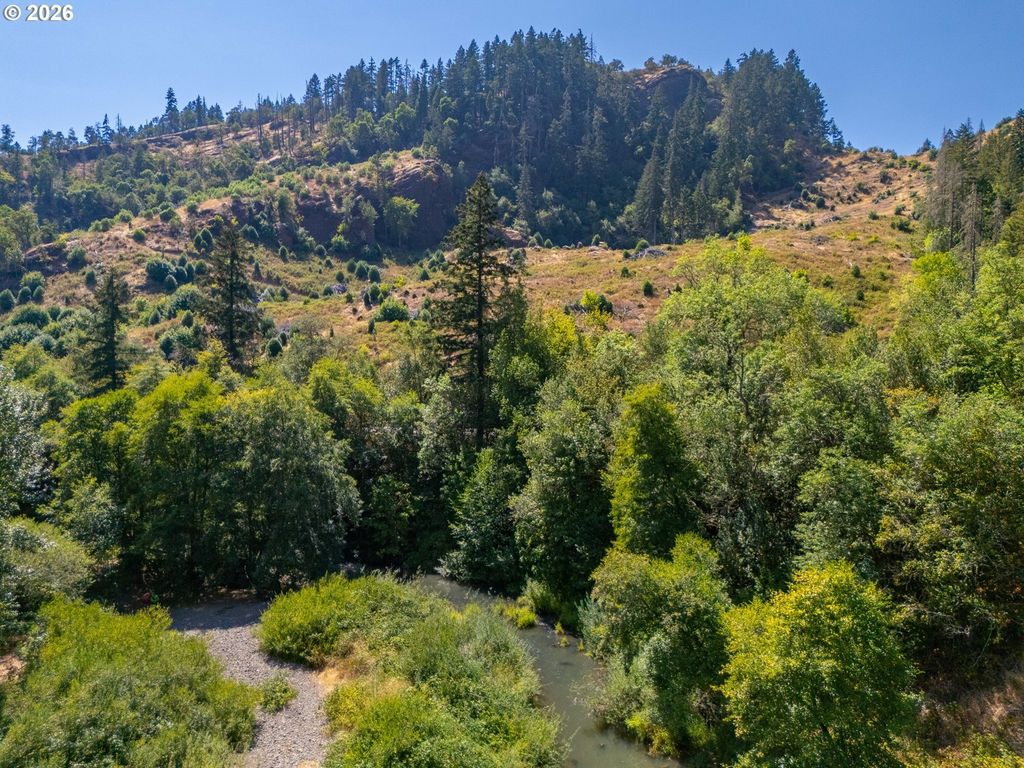 3887 Strickland Canyon Rd, Roseburg