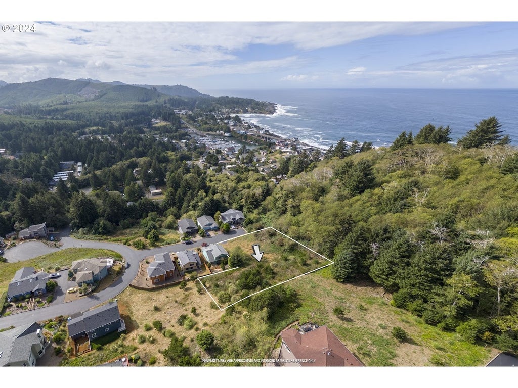 8900 Ne Harbor View Pl, Depoe Bay