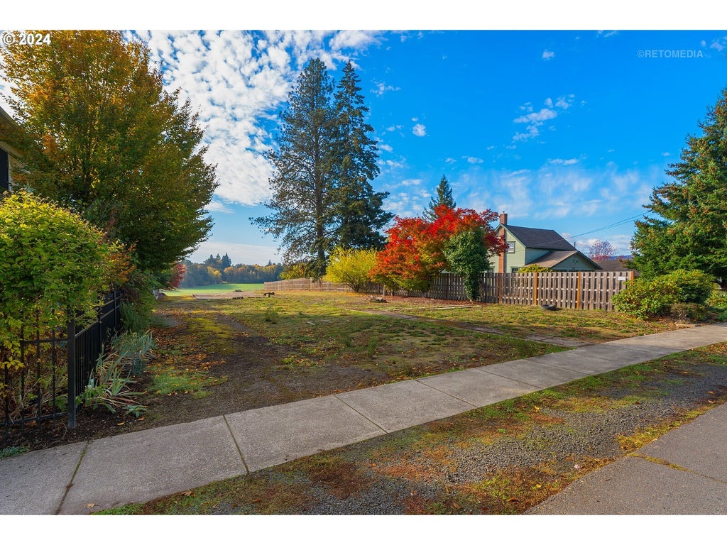 420 W Grant St, Carlton OR Carlton Lots/Land Homes For Sale
